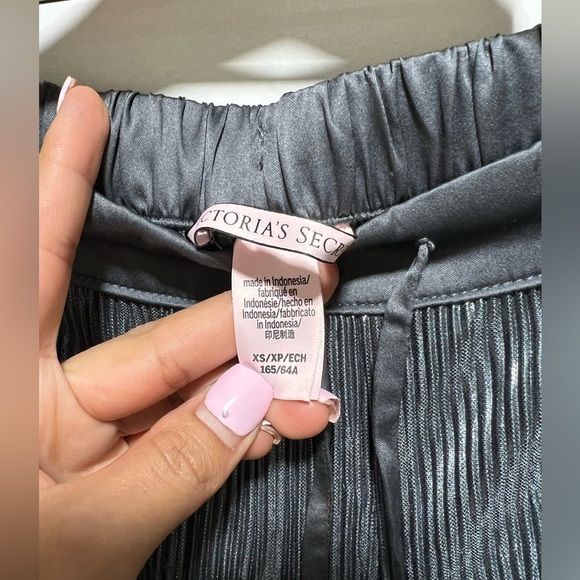 Victoria,s Secret Pajama Set Size XS - Picture 6 of 10